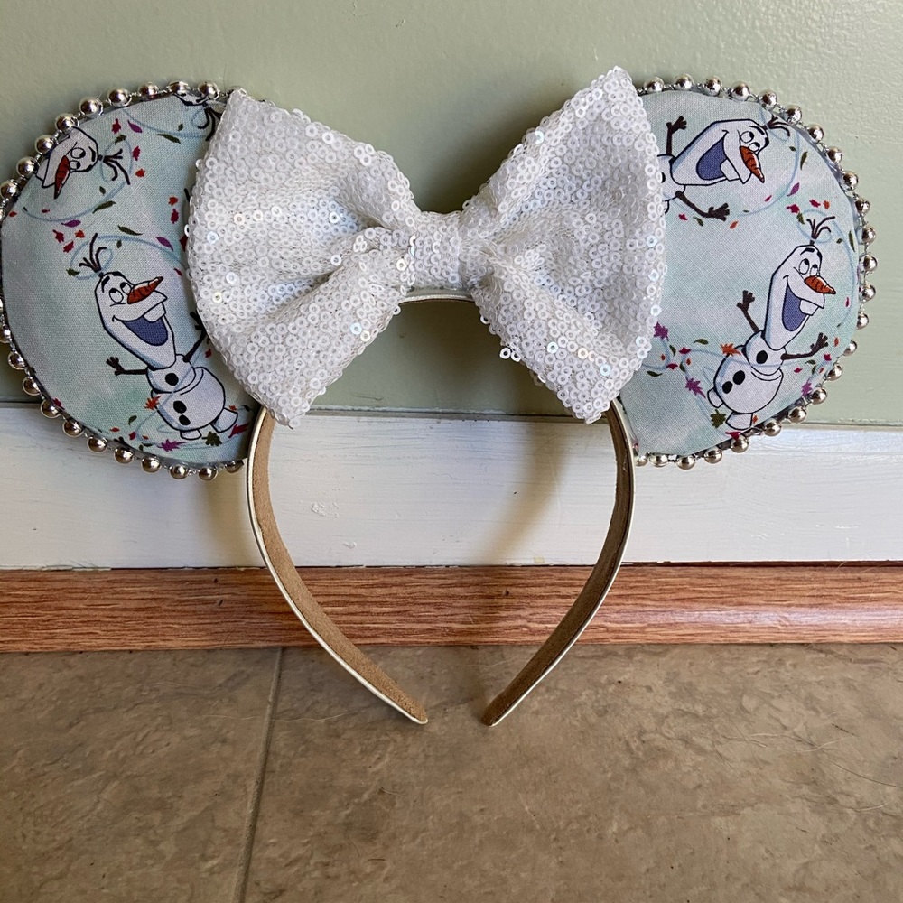 Minnie Mouse Ears